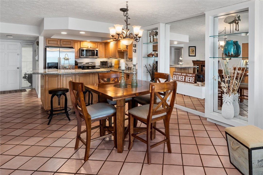 8880 N. Sea Oaks Way 105