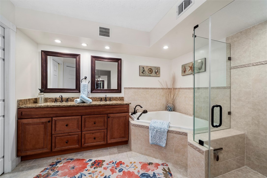 8880 N. Sea Oaks Way 105