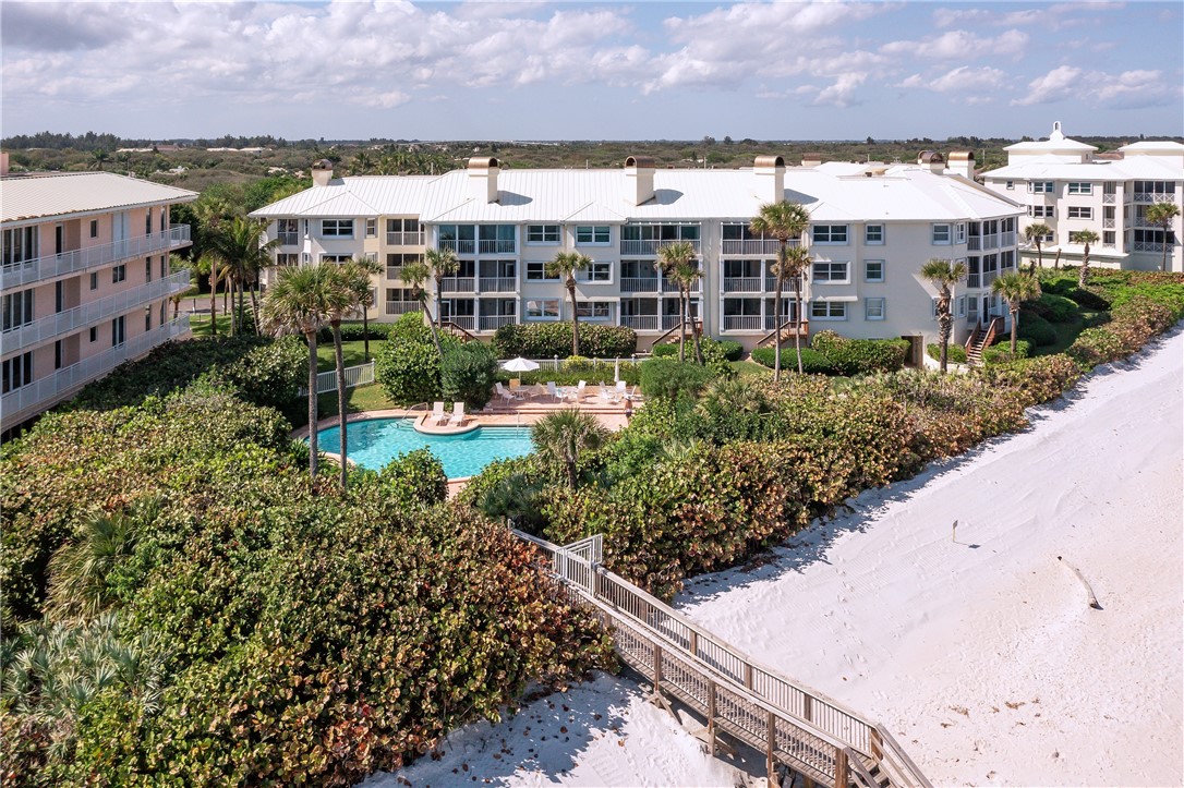 8880 N. Sea Oaks Way 105