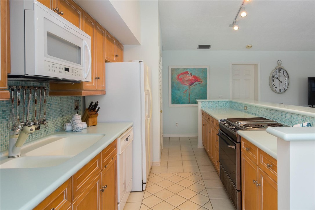 1215 Winding Oaks Circle 408