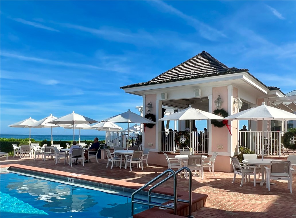 1460 Winding Oaks Way 104