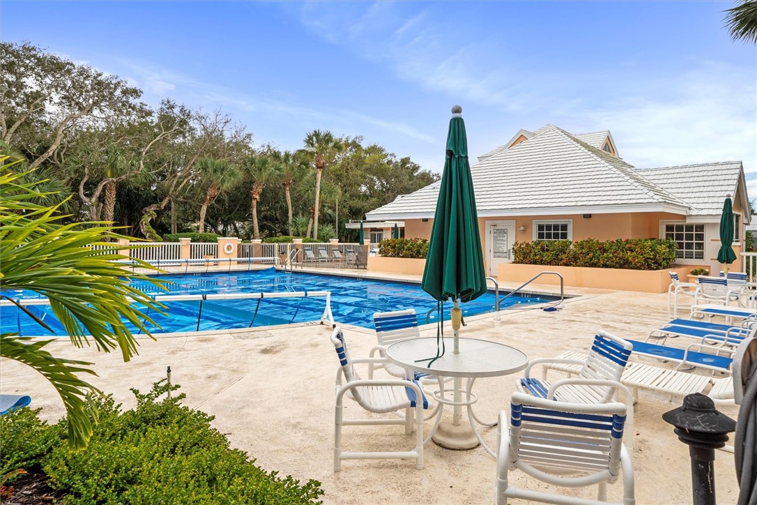 1306 Coral Park Lane 103