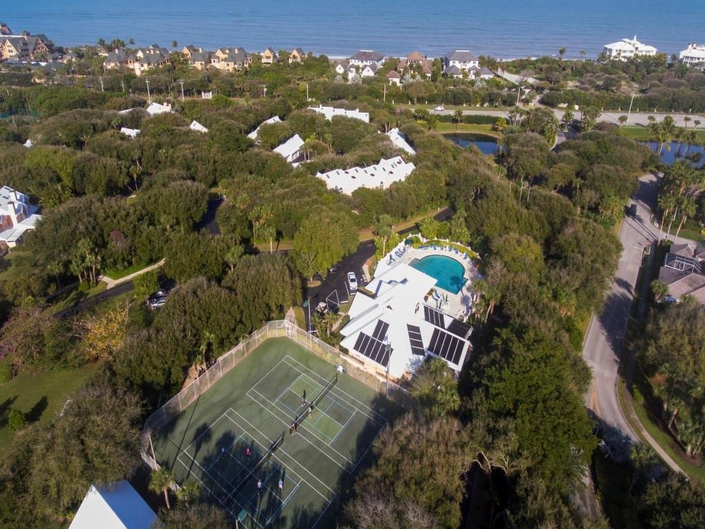 1306 Coral Park Lane 103