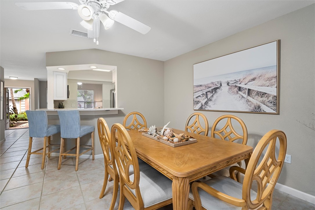 1306 Coral Park Lane 103