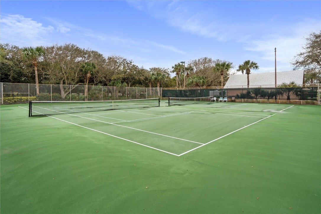 1306 Coral Park Lane 103