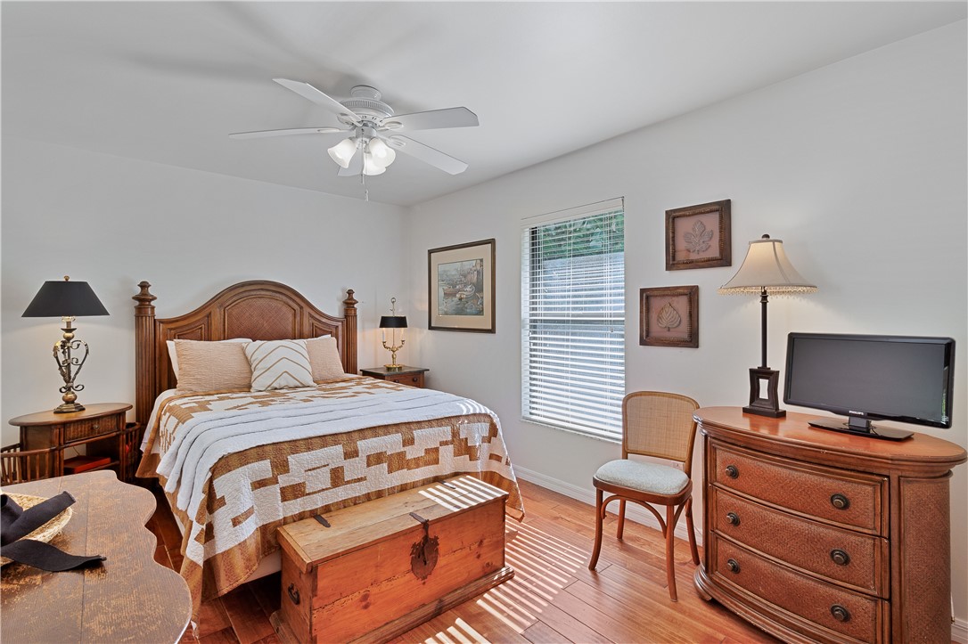 9430+9436 Sea Grape Drive