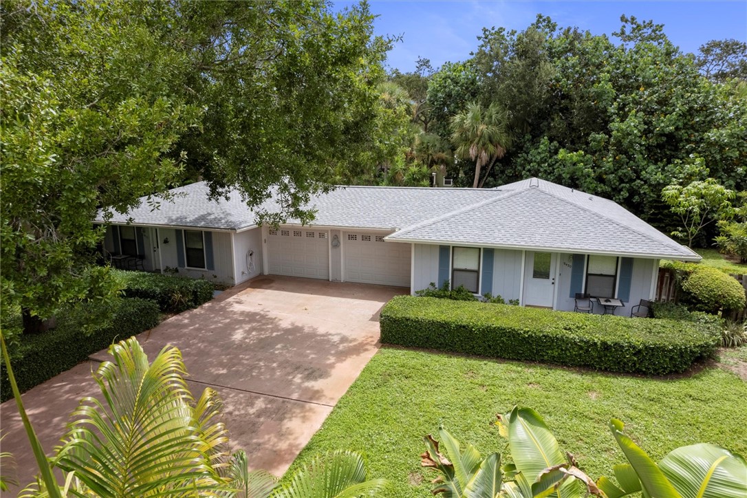 9430+9436 Sea Grape Drive