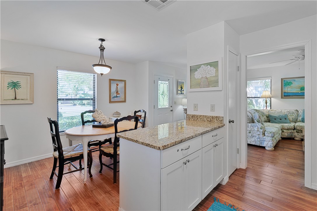 9430+9436 Sea Grape Drive