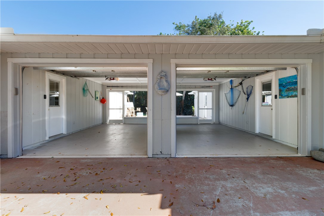 9430+9436 Sea Grape Drive