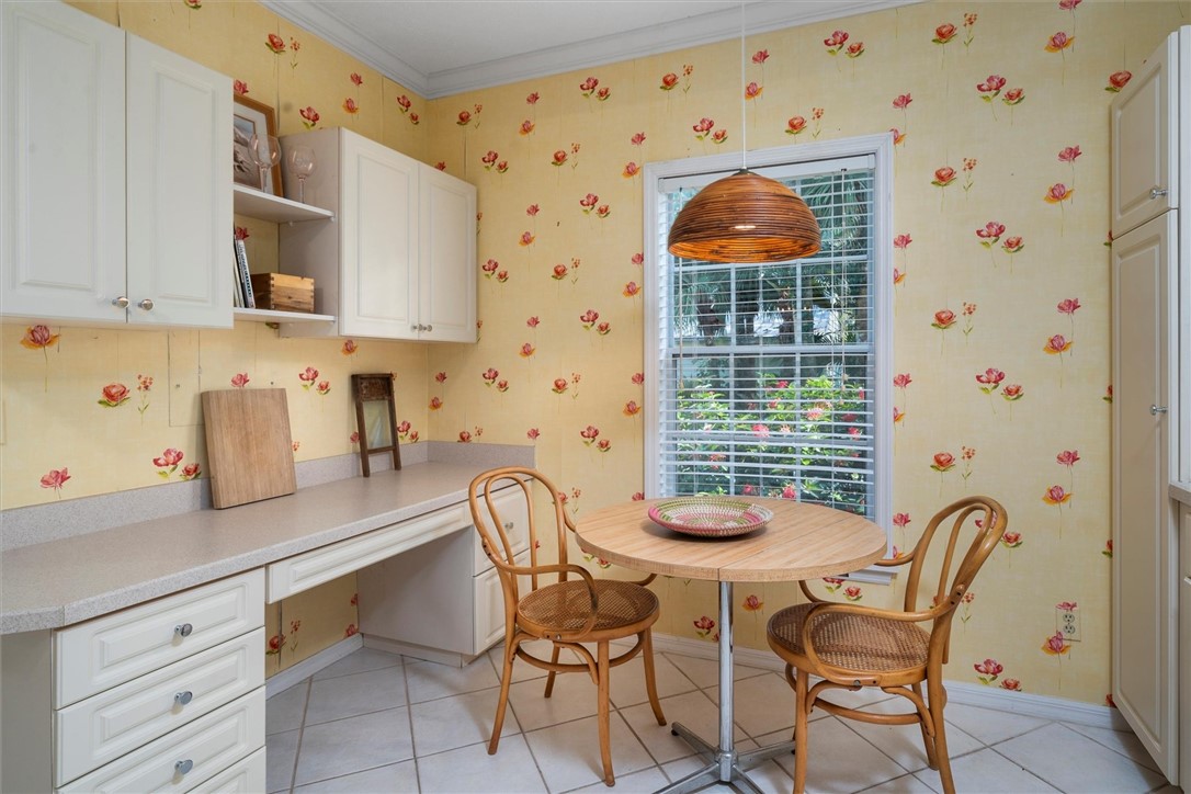 1500 Fern Court 308