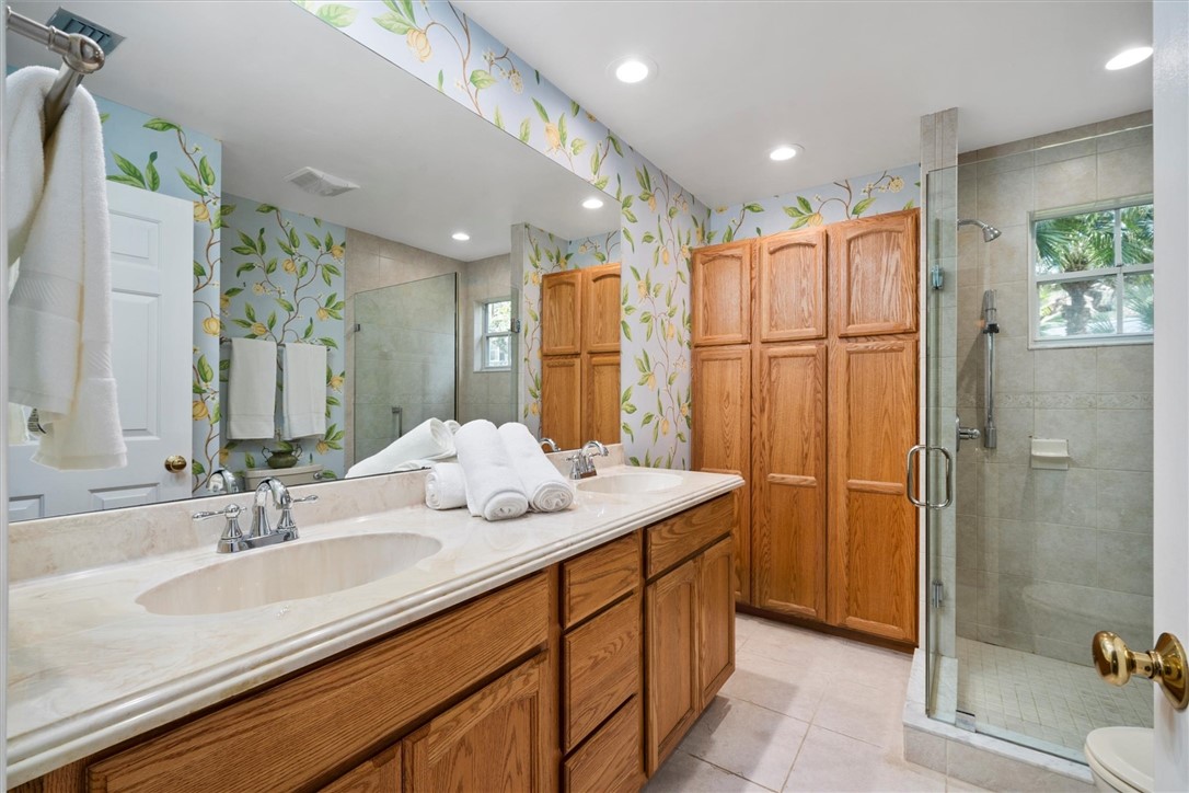 1500 Fern Court 308
