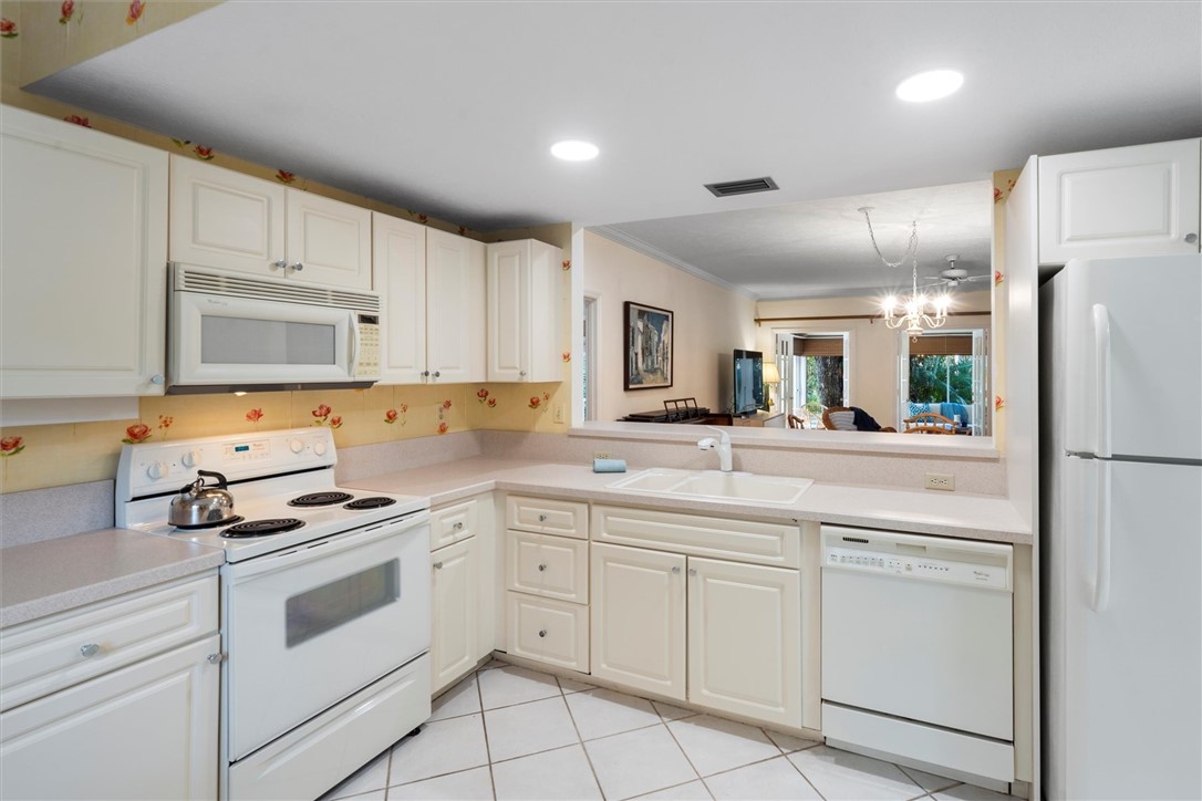 1500 Fern Court 308
