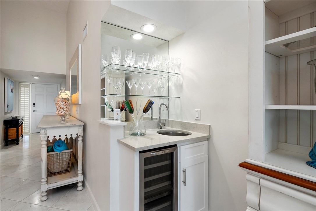 8880 N Sea Oaks Way 306