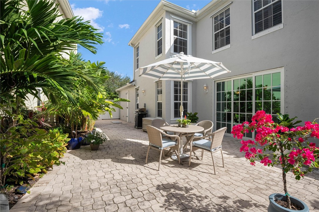 1354 Winding Oaks Circle W
