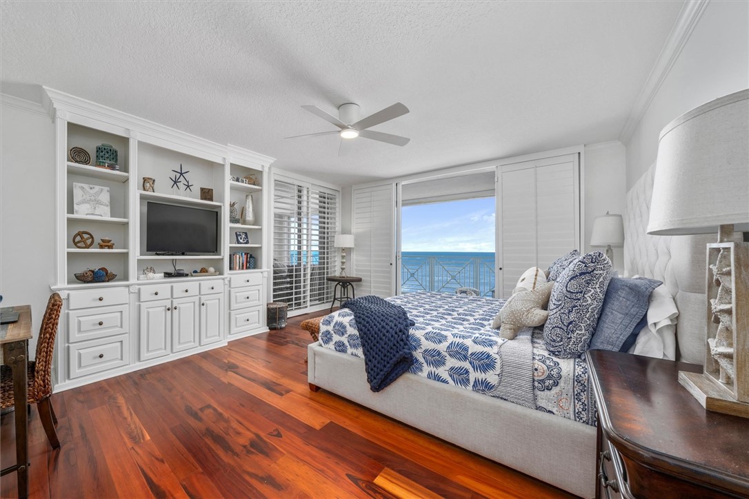 8890 N Sea Oaks Way 105