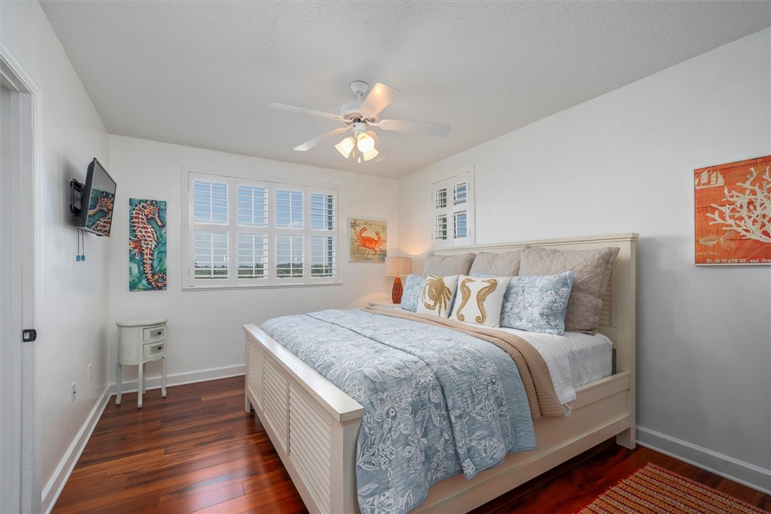 8890 N Sea Oaks Way 105