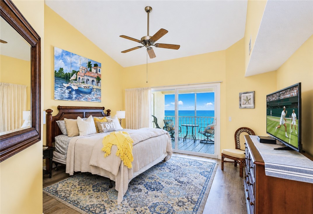 8880 N Sea Oaks Way 303