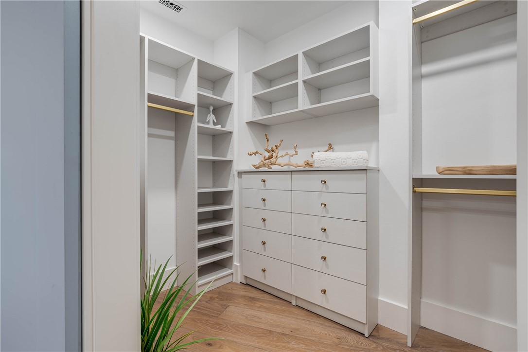 8835 W Orchid Island Circle 605