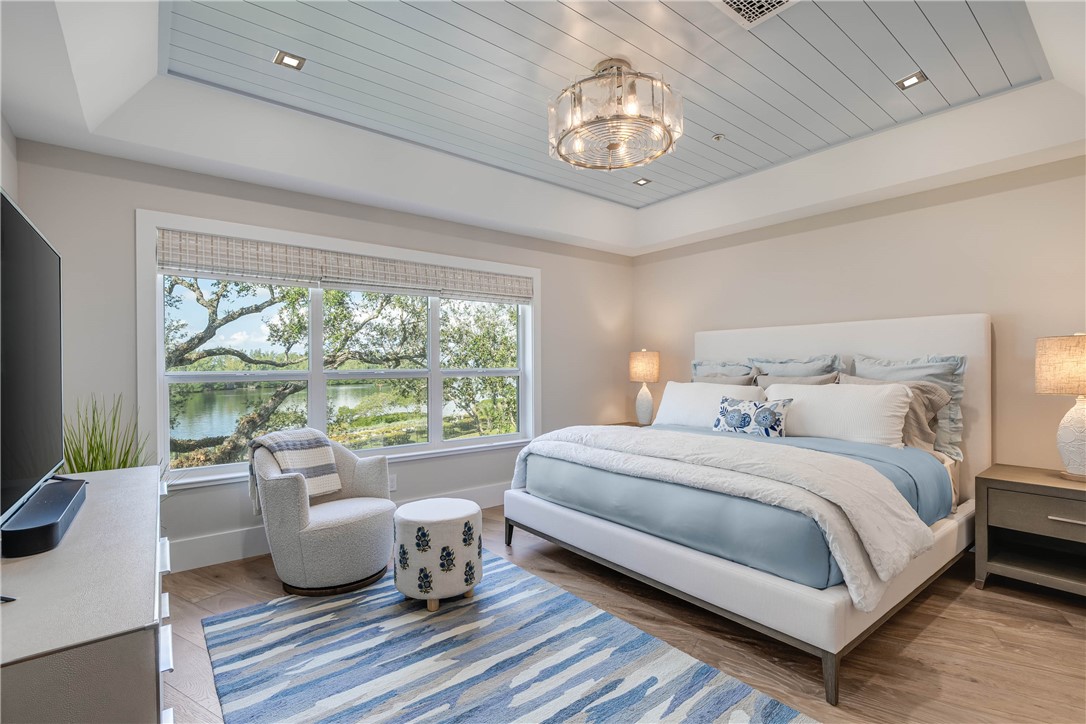 8835 W Orchid Island Circle 605