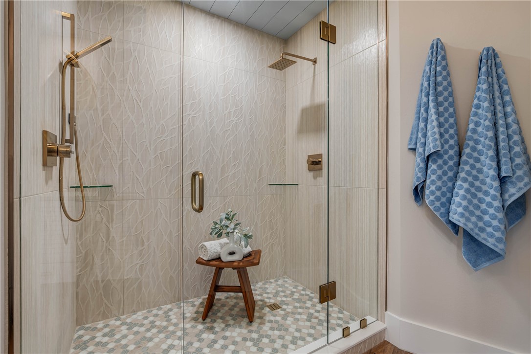 8835 W Orchid Island Circle 605