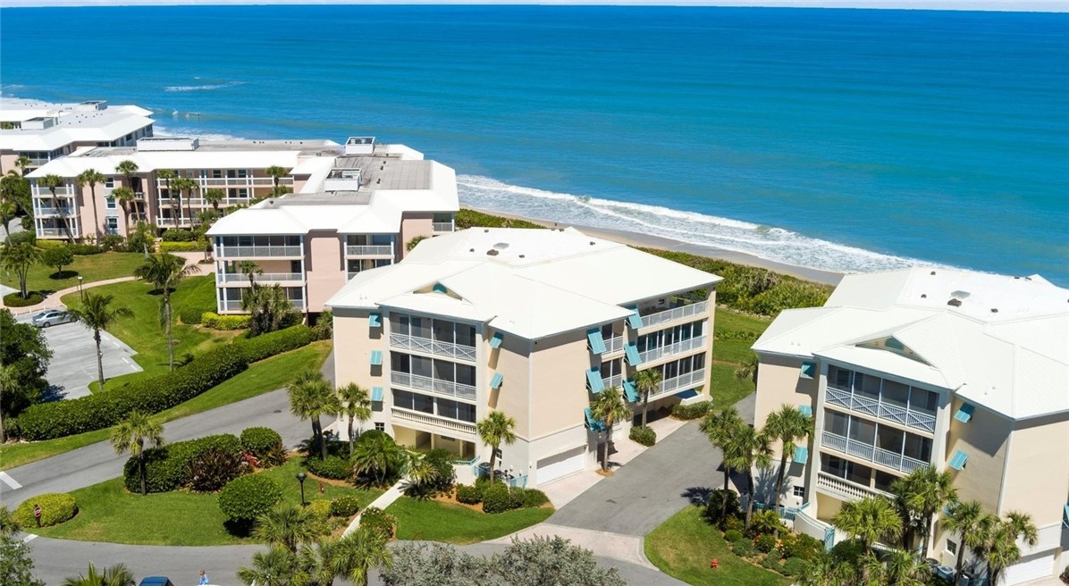 8824 S Sea Oaks Way 102