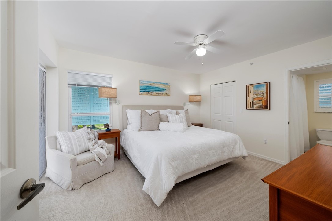 8824 S Sea Oaks Way 102