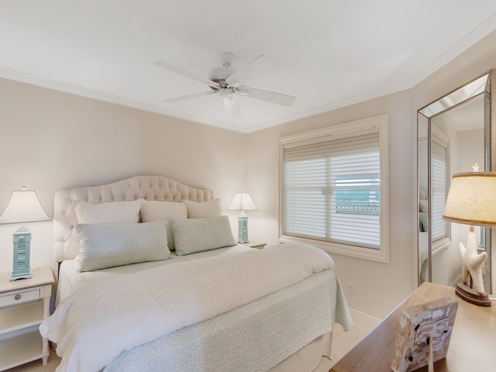 8880 N Sea Oaks Way 304