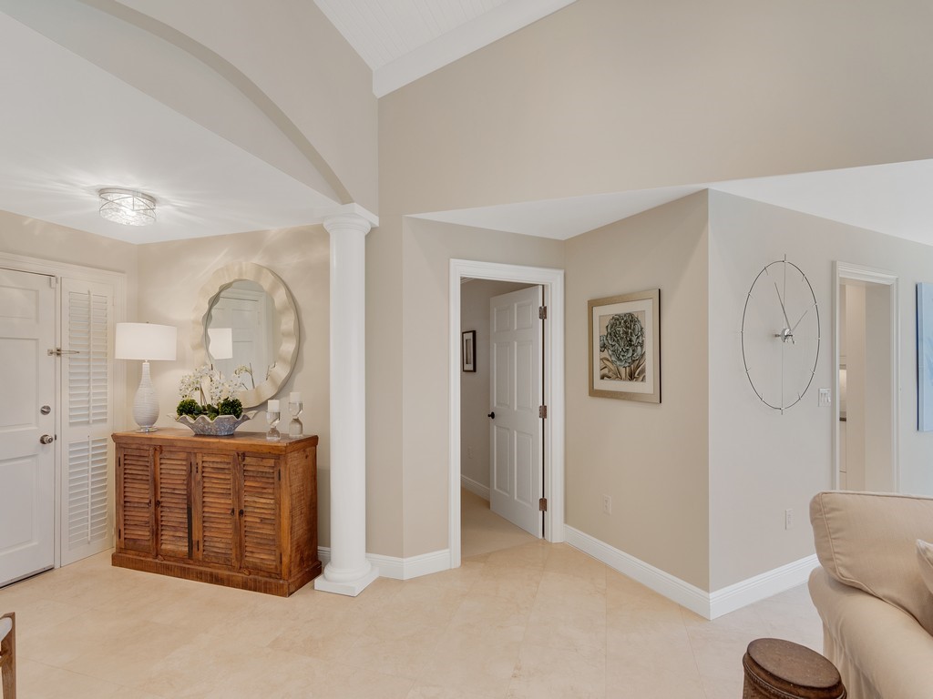 8880 N Sea Oaks Way 304