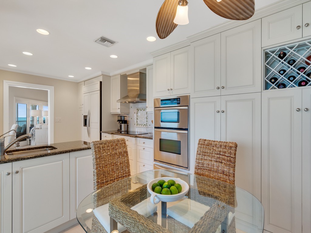 8880 N Sea Oaks Way 304