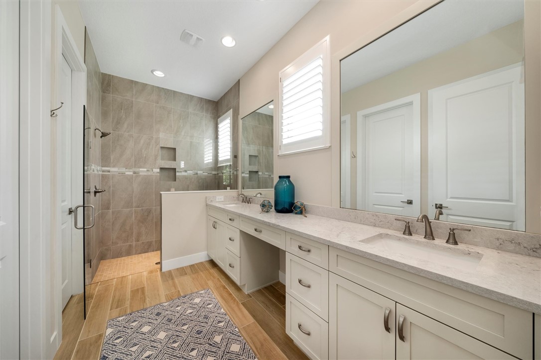 9351 Orchid Cove Circle
