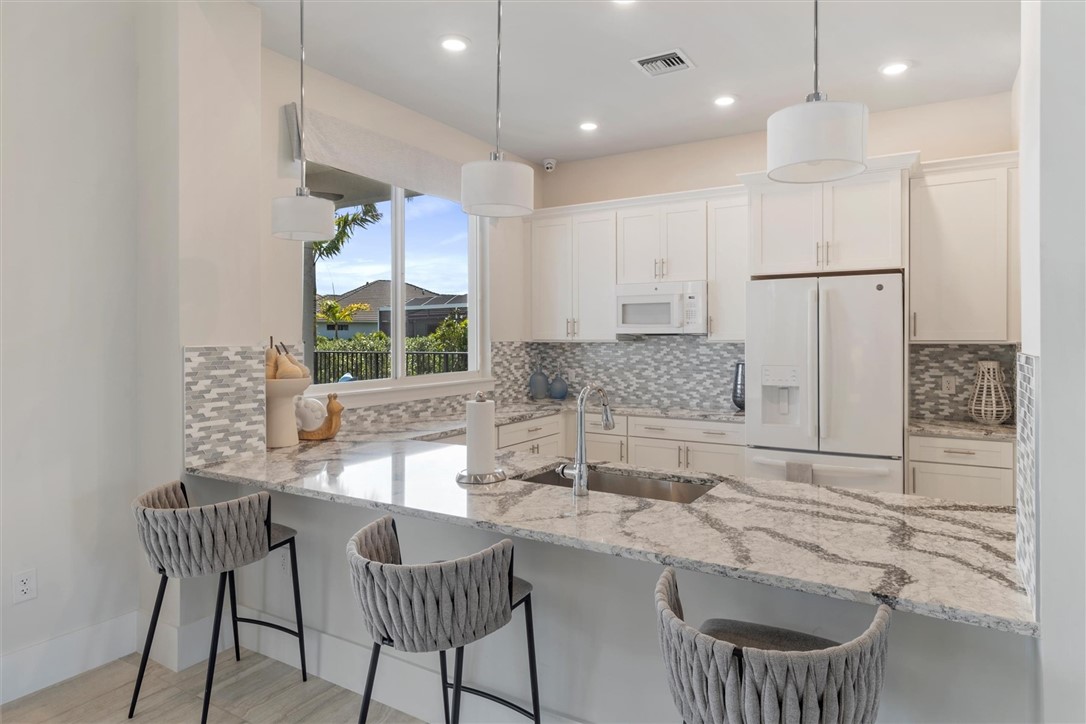9351 Orchid Cove Circle