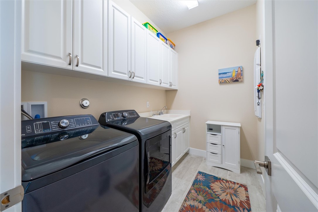 9351 Orchid Cove Circle