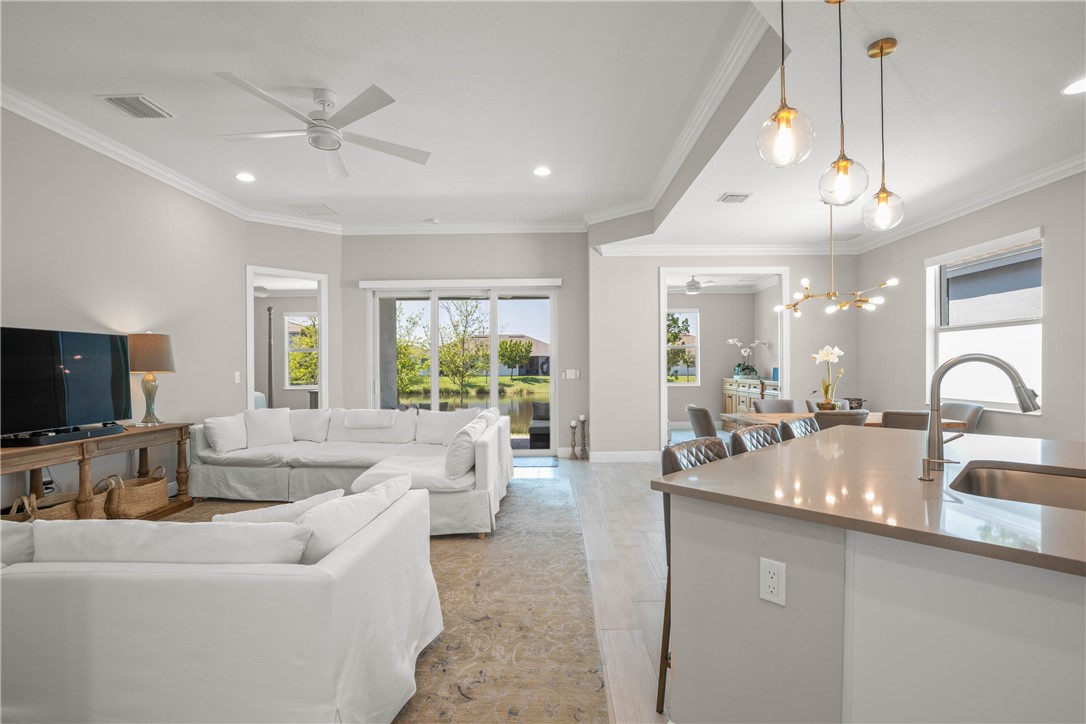 2516 Bella Vista Circle