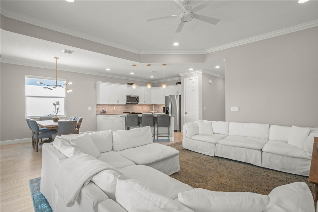 2516 Bella Vista Circle