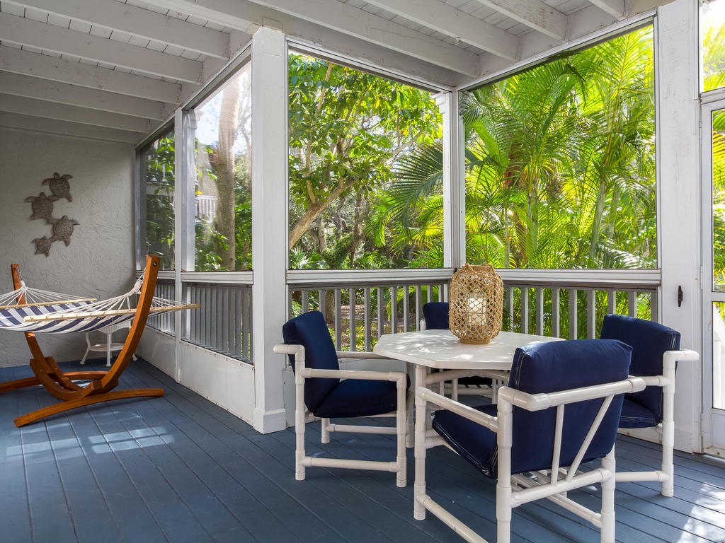 1215 Winding Oaks Circle E 404