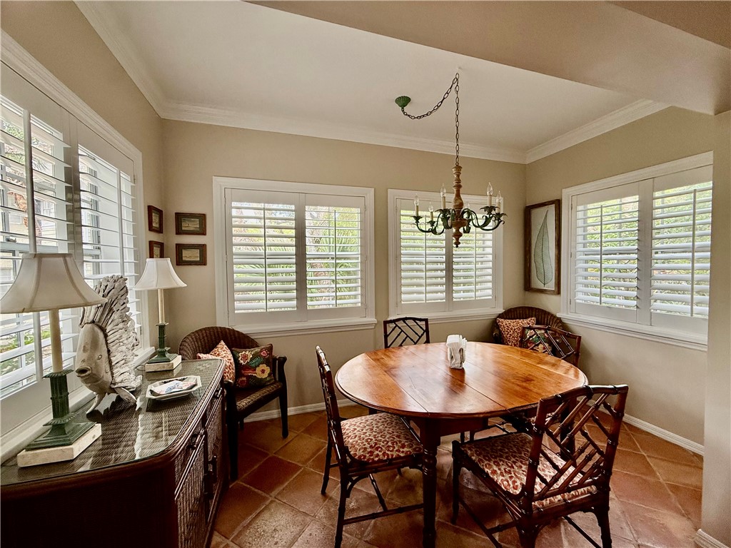 1215 Winding Oaks Circle E 404