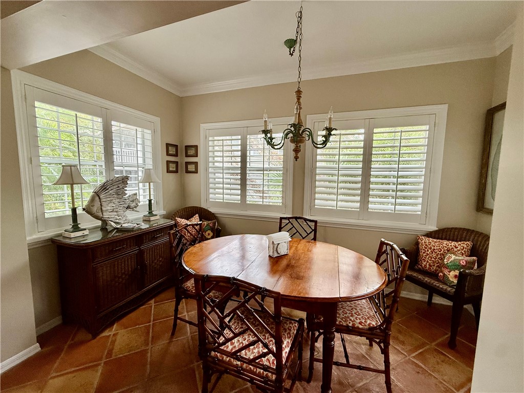 1215 Winding Oaks Circle E 404