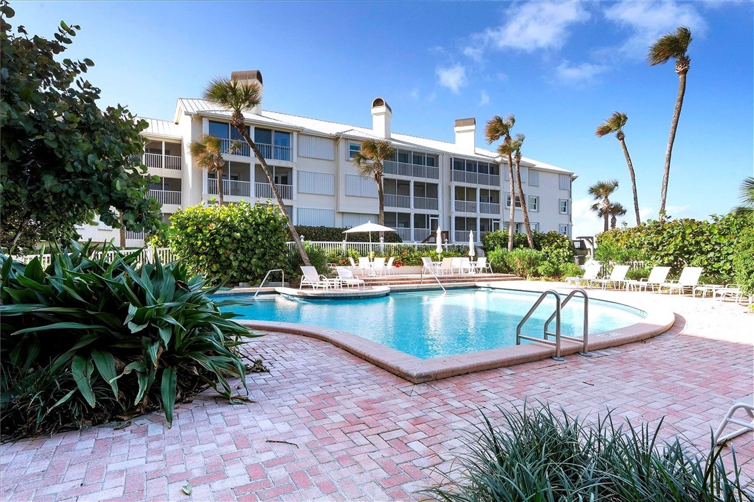 8880 N Sea Oaks Way 306