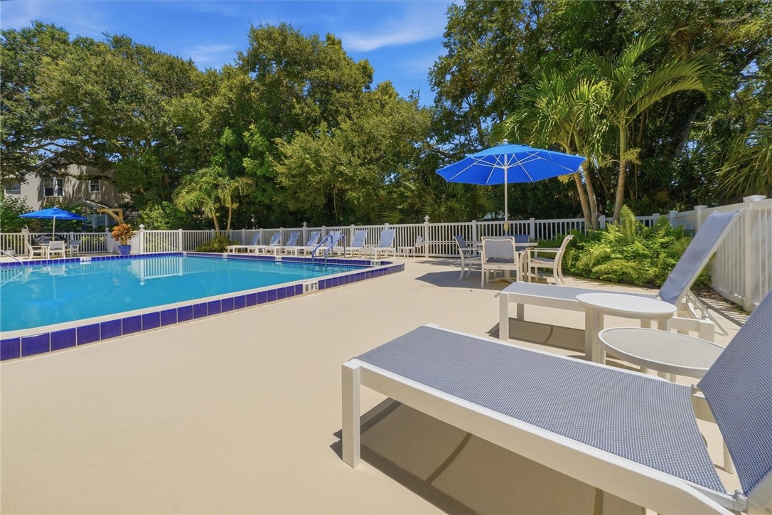 1400 Winding Oaks Circle W A404
