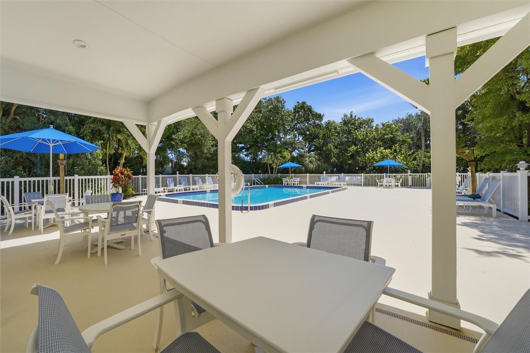 1400 Winding Oaks Circle W A404