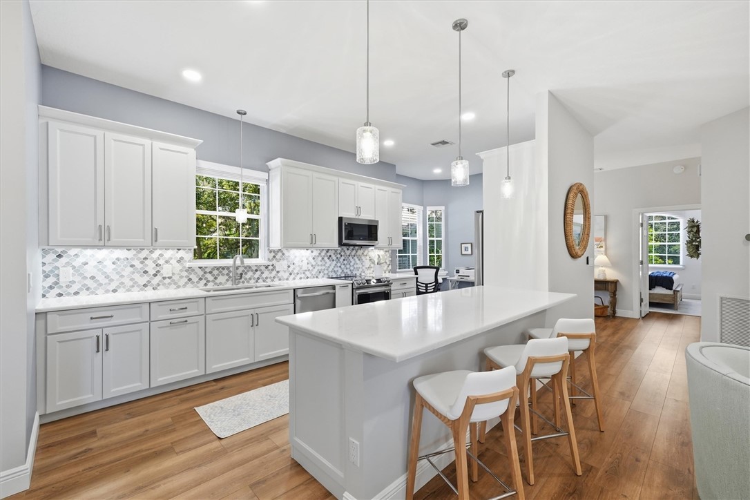 1400 Winding Oaks Circle W A404