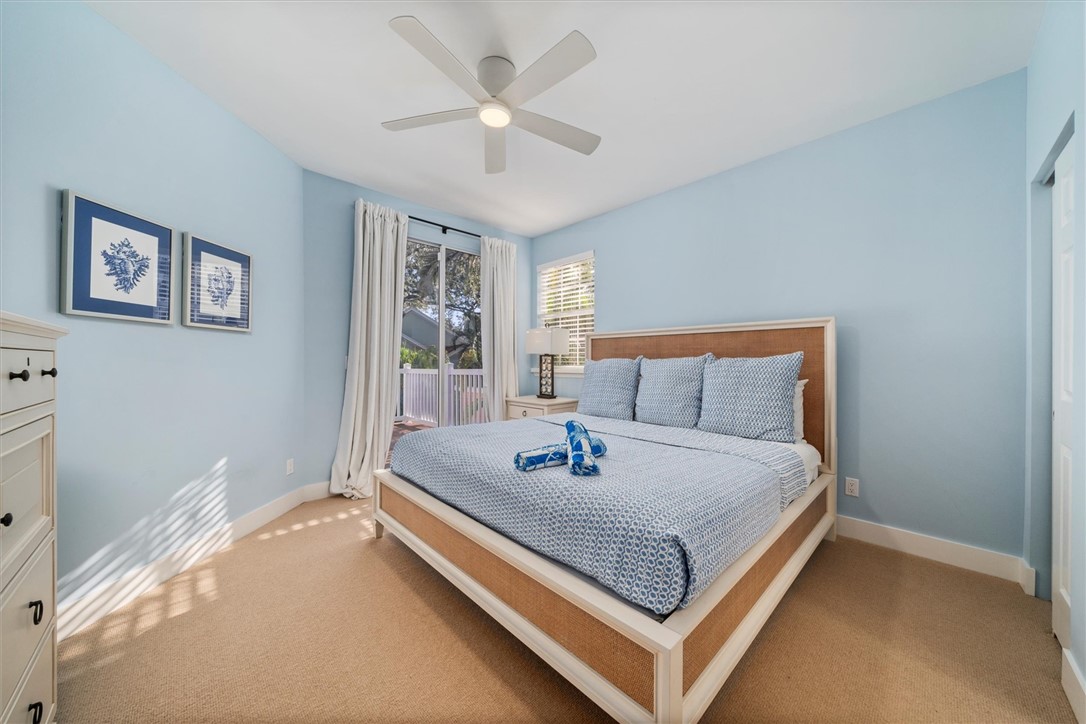 8859 Lakeside Circle