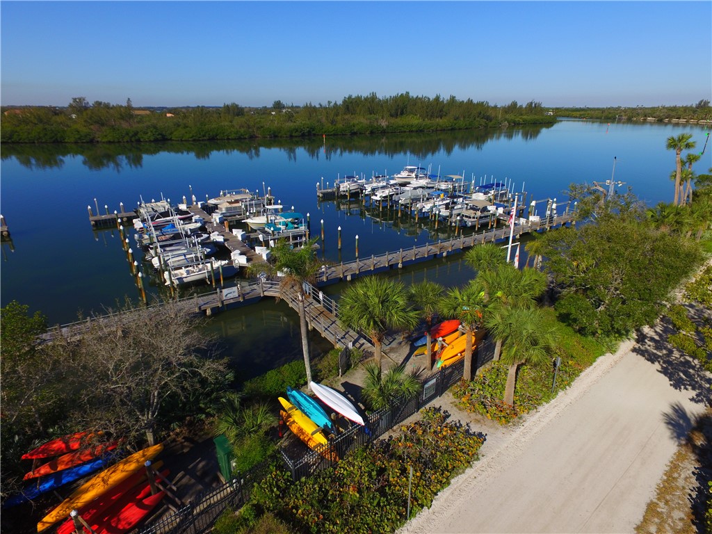 8859 Lakeside Circle