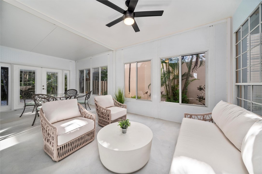 8859 Lakeside Circle