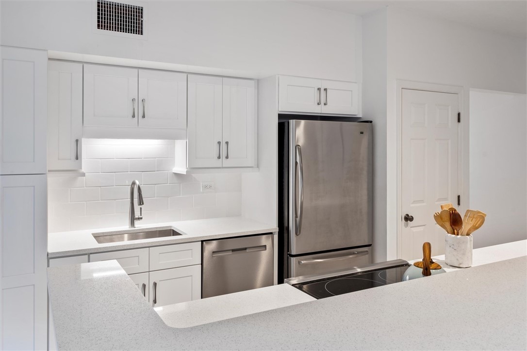 1155 Winding Oaks Circle E 102