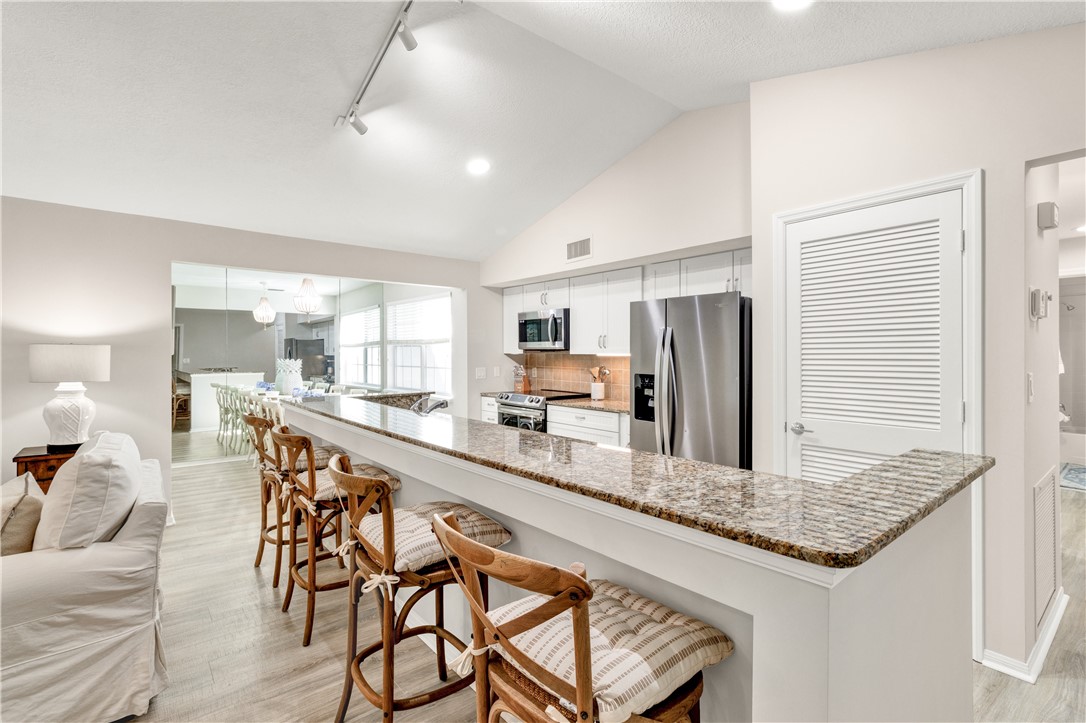 1275 Winding Oaks Circle E 706