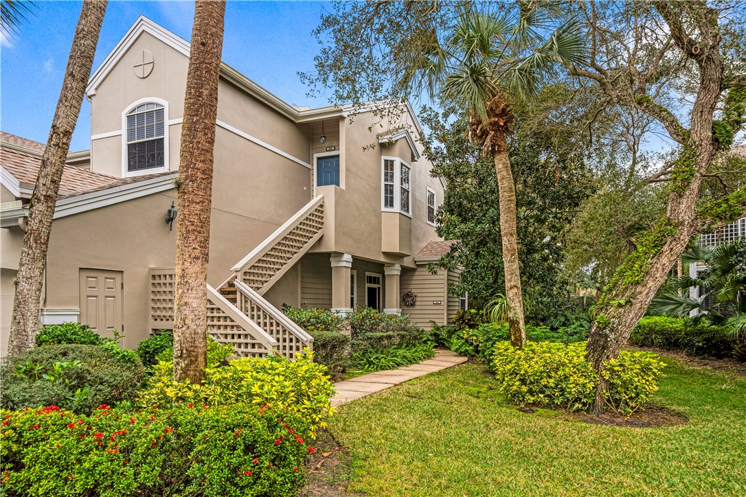 1440 Winding Oaks Circle W A204