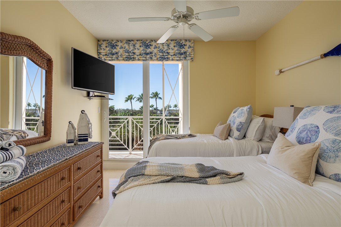 8870 N Sea Oaks Way 308