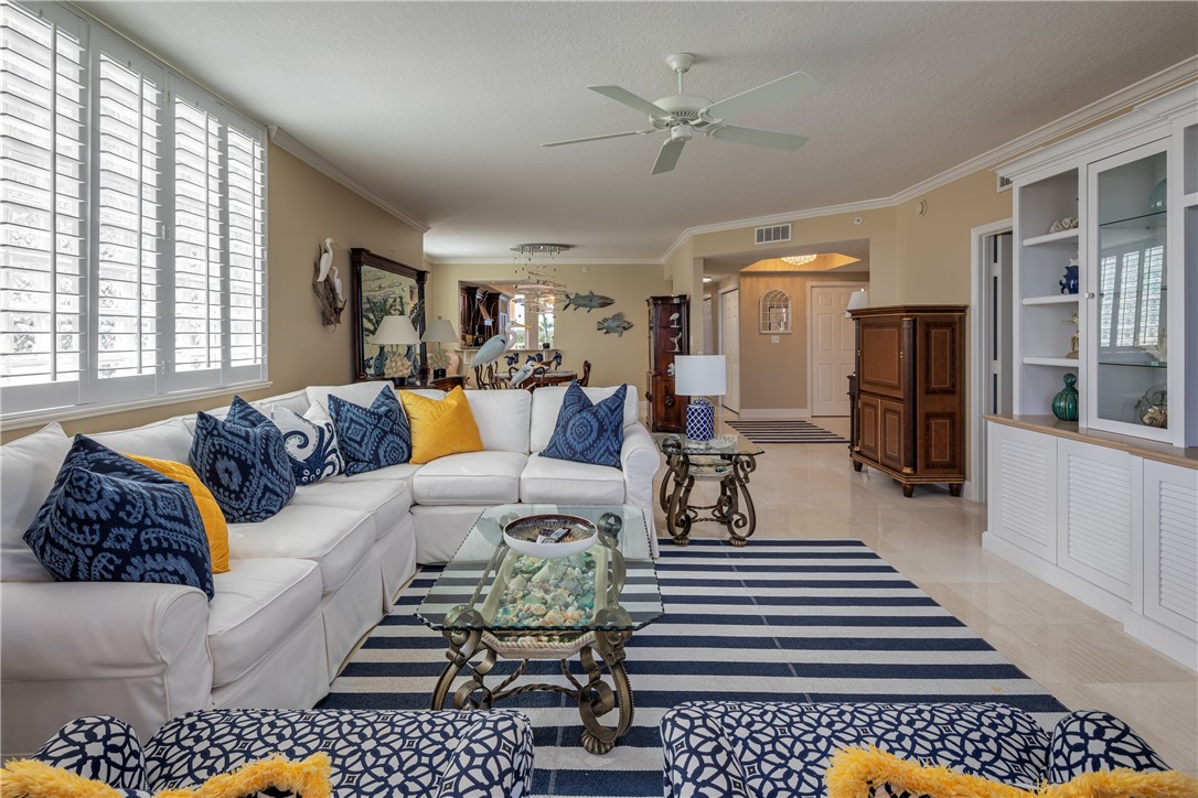 8870 N Sea Oaks Way 308