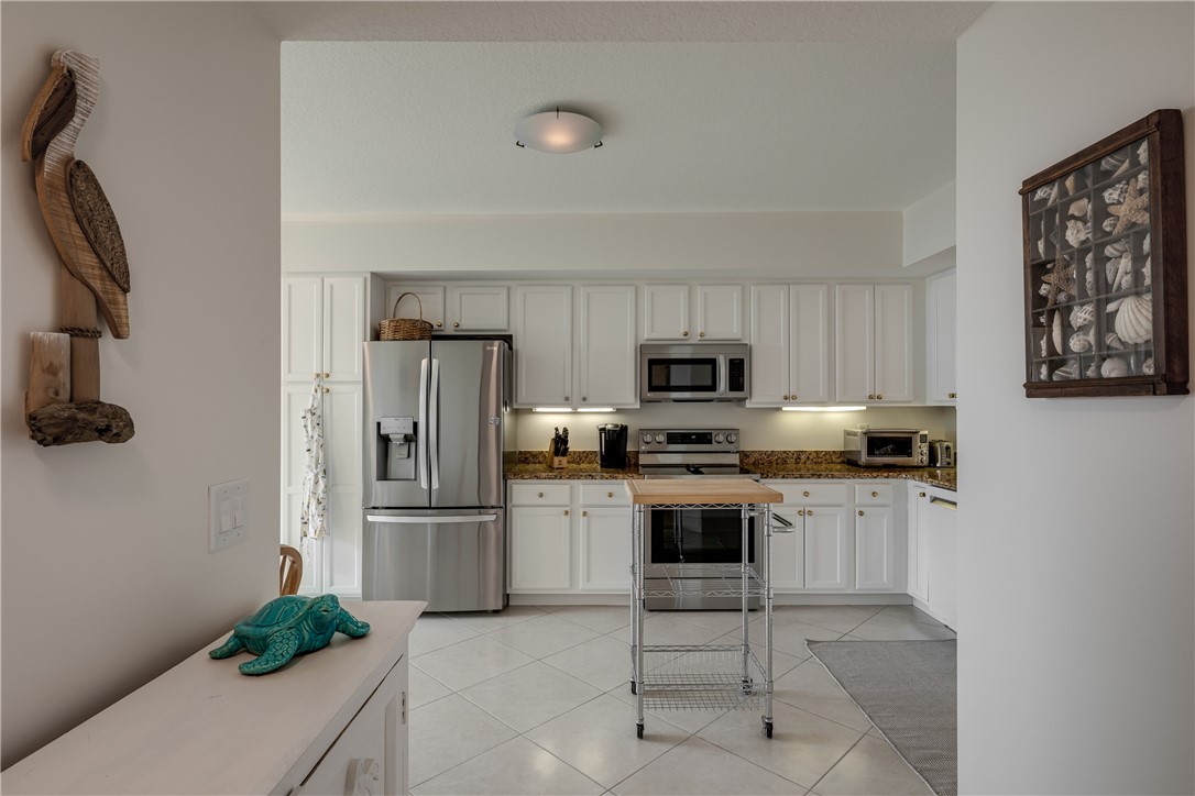 8860 N Sea Oaks Way 105